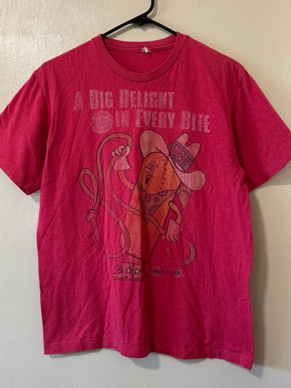 Vintage 2010 Twinkie The Kid Cowboy Graphic T-shirt Retro Hostess